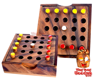 Bobail Holz Strategie Spiel für 2 Personen als Spielbox mit den Maßen 11,8 x 11,8 x 3 cm