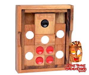 Khun Pan medium, Escape Schiebespiel, in einer Holzbox tolles Schiebespiel 1 Spieler in Maßen 11,8 x 10,0 x 2,5 cm , khun pan samanea wooden game